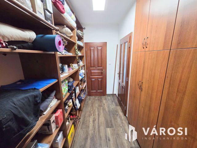7 éve épült modern ház a Vintage szerelmeseinek