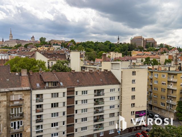 Retró lakás, előkelő helyen, Budai várra panorámával