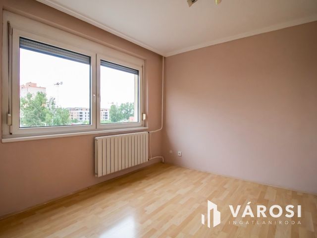 Eladó egy méltán népszerű 2+1 félszobás lakás